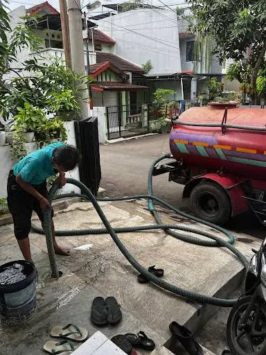 Dokumentasi Sedot WC Malang 7